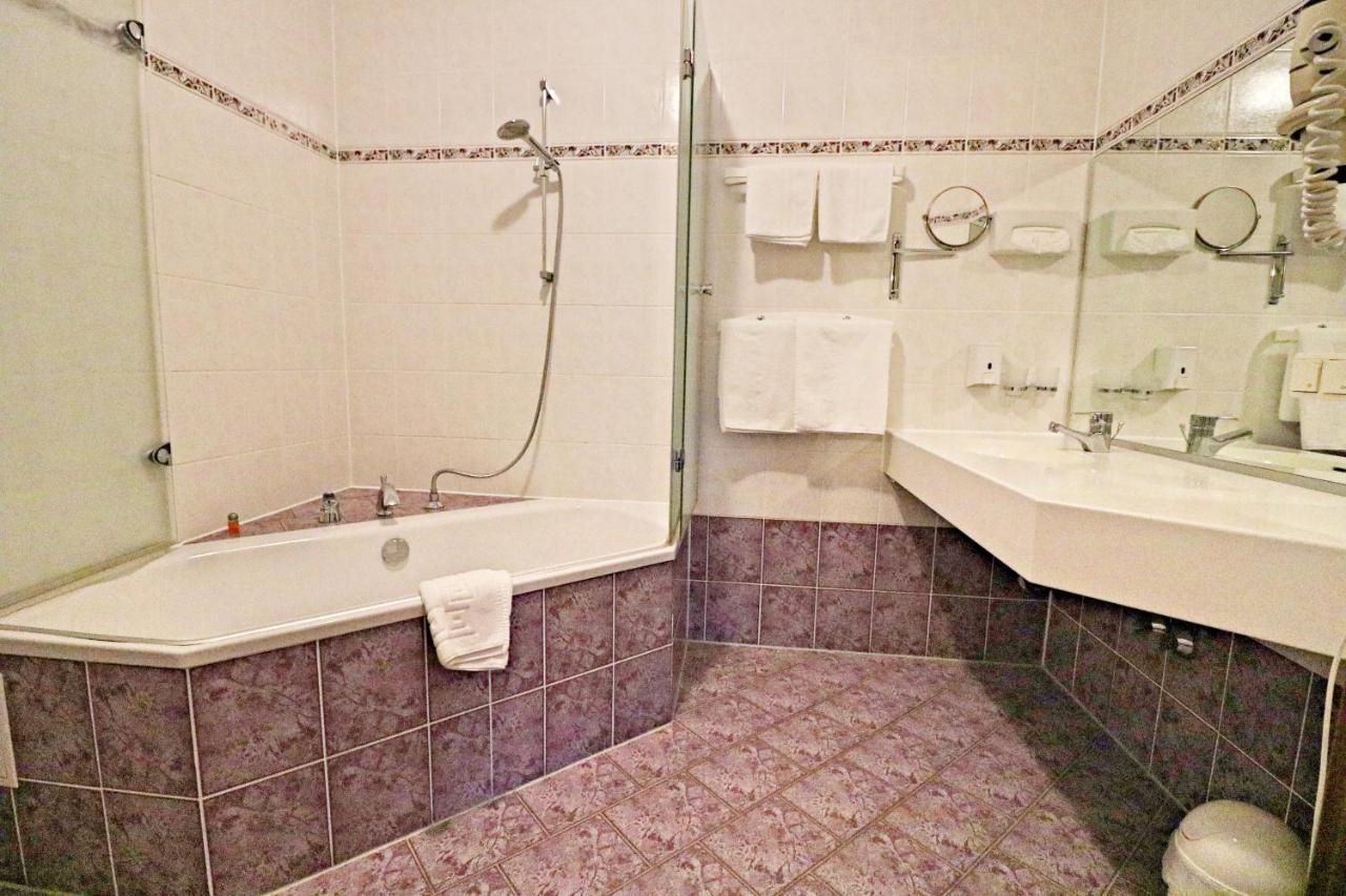 Landhotel كروسنيك المظهر الخارجي الصورة